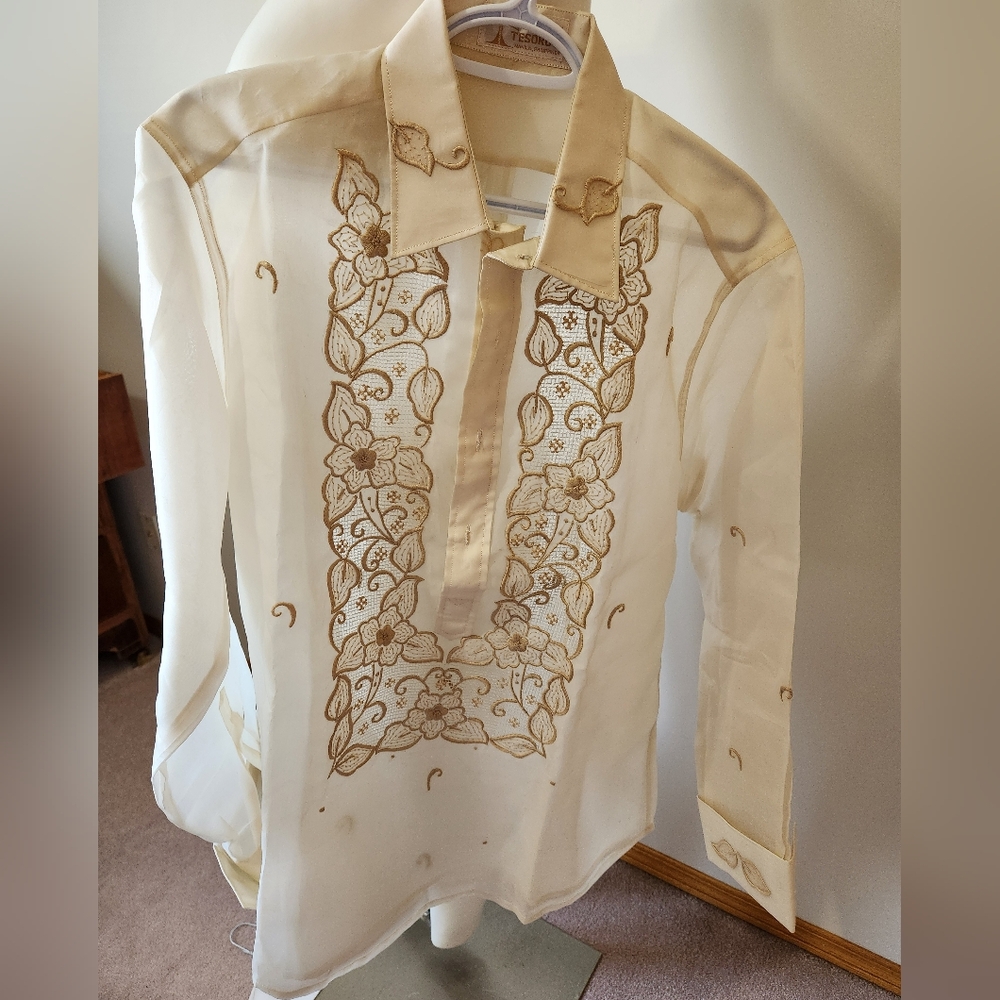 Traditional Filipino mens shirt